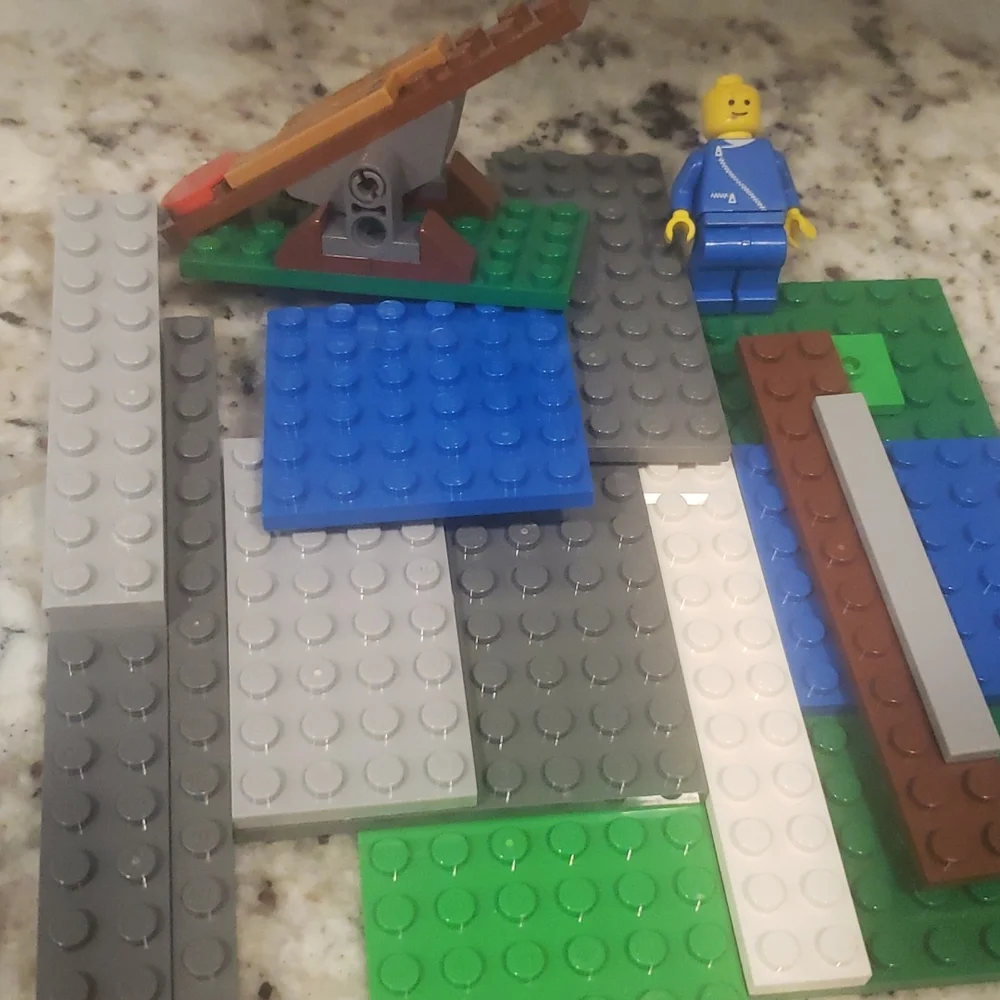 Legos - Picture 7 of 10